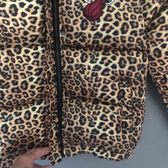 Leopard Print Miami Heat Puffer - Picture 4 of 7